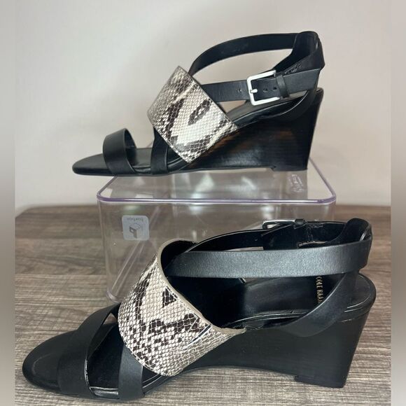 Cole Haan Black snake skin Leather wedge sandal Womens size 6.5b - Picture 2 of 8
